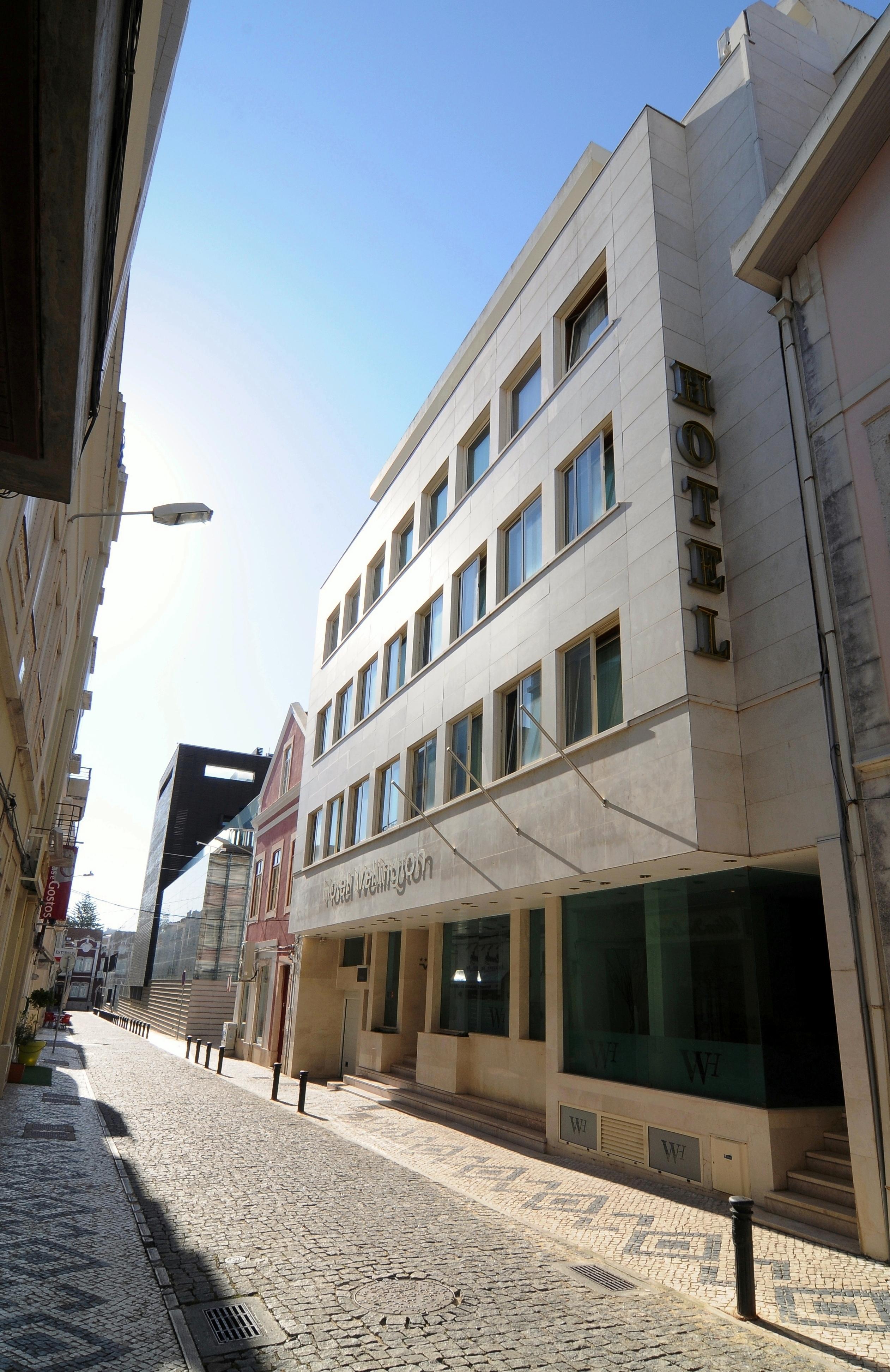 Hotel Exe Wellington à Figueira da Foz Extérieur photo